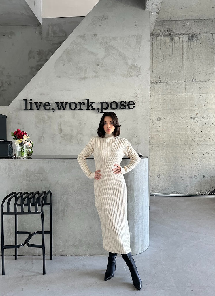 The Rib Knit Maxi Dress - Offwhite