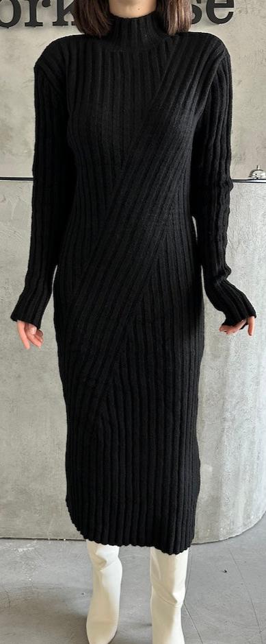 The Rib Knit Maxi Dress - Black
