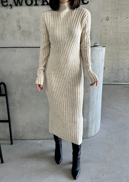 The Rib Knit Maxi Dress - Offwhite