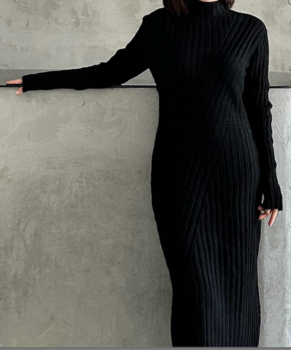 The Rib Knit Maxi Dress - Black
